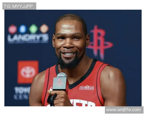 杜兰特申请交易引发热潮三队争抢太阳热火76人全力以赴